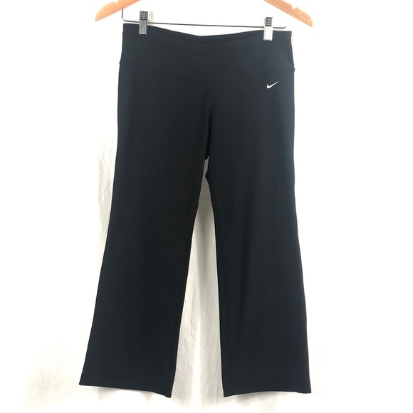 Nike wide leg crops